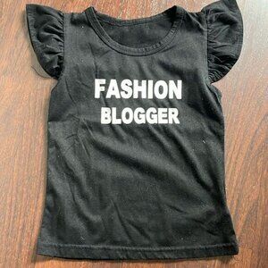 Fashion blogger tee